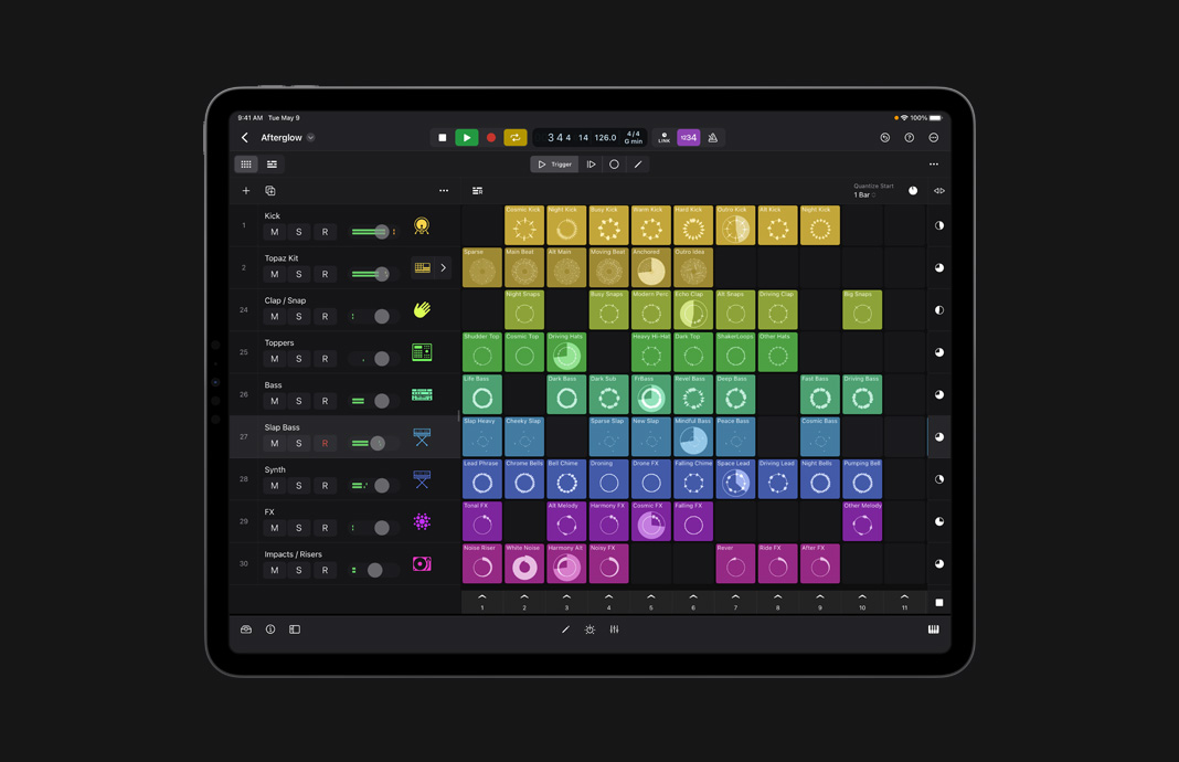 iPad 版 Logic Pro 中的一个录音和乐段制作功能的用户界面。
