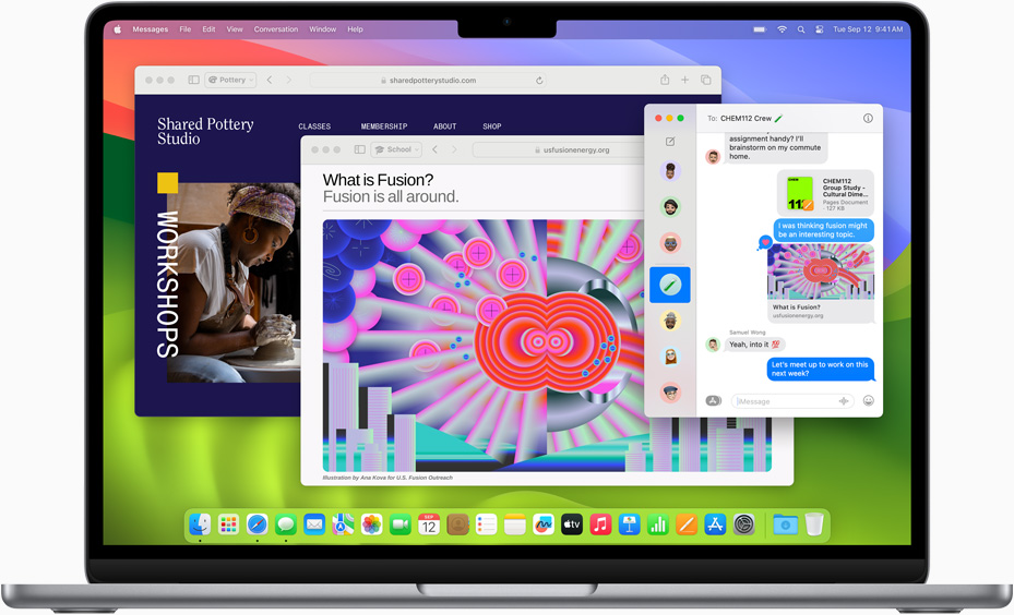 MacBook Air 屏幕上显示 Safari 浏览器和信息