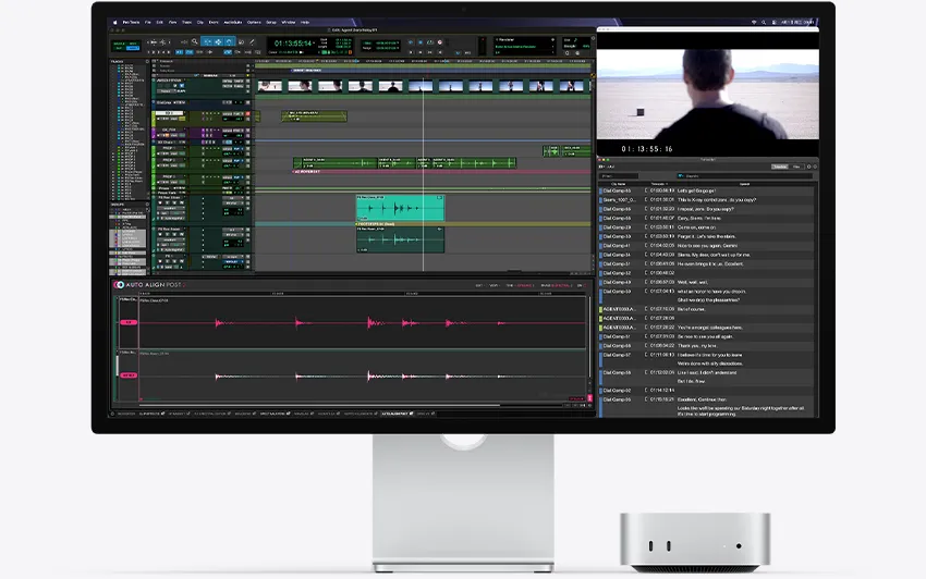 Mac mini 正面图，收置在 Studio Display 下方，屏幕显示 macOS 系统中运行的配备 Auto-Align Post 2 插件的 Pro Tools。