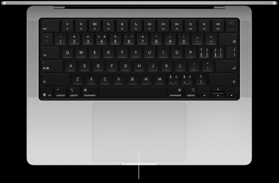 呈打开状态的银色 MacBook Pro，展示键盘和力度触控板。