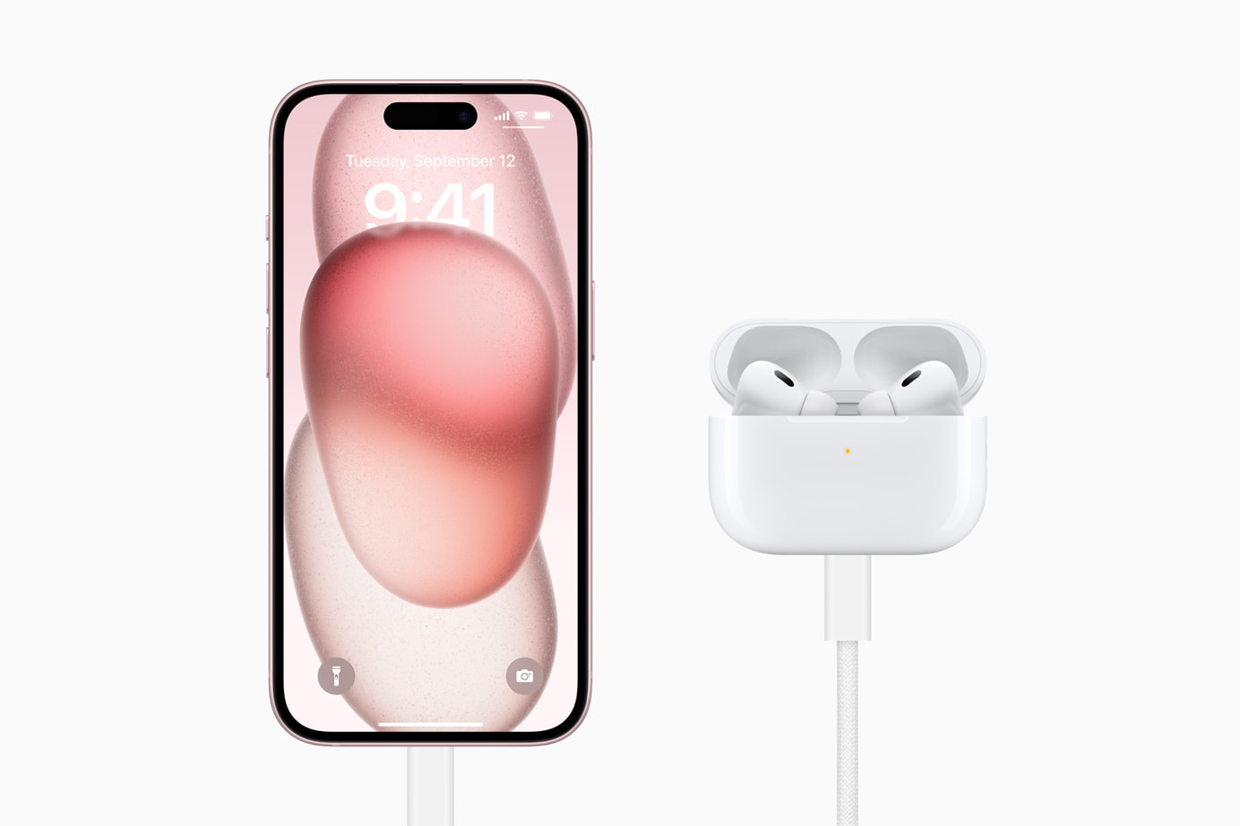 Apple 证实 iPhone 15 USB-C 接口不受 MFi 限制,iPhone 15 Pro 系列支持 10Gbps 速率 15