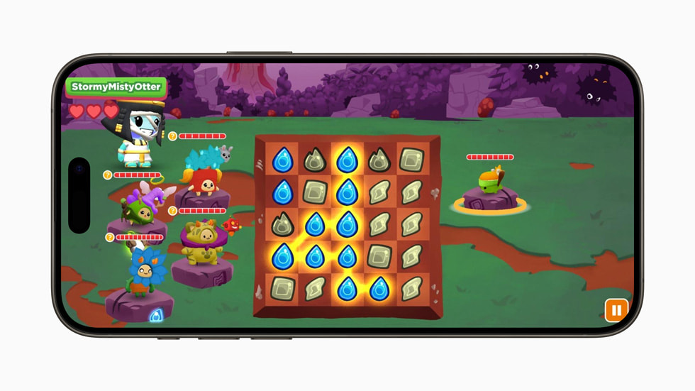 iPhone 15 Pro 的 Boddle 里显示一款游戏，游戏中有不同的角色和一个网格。
