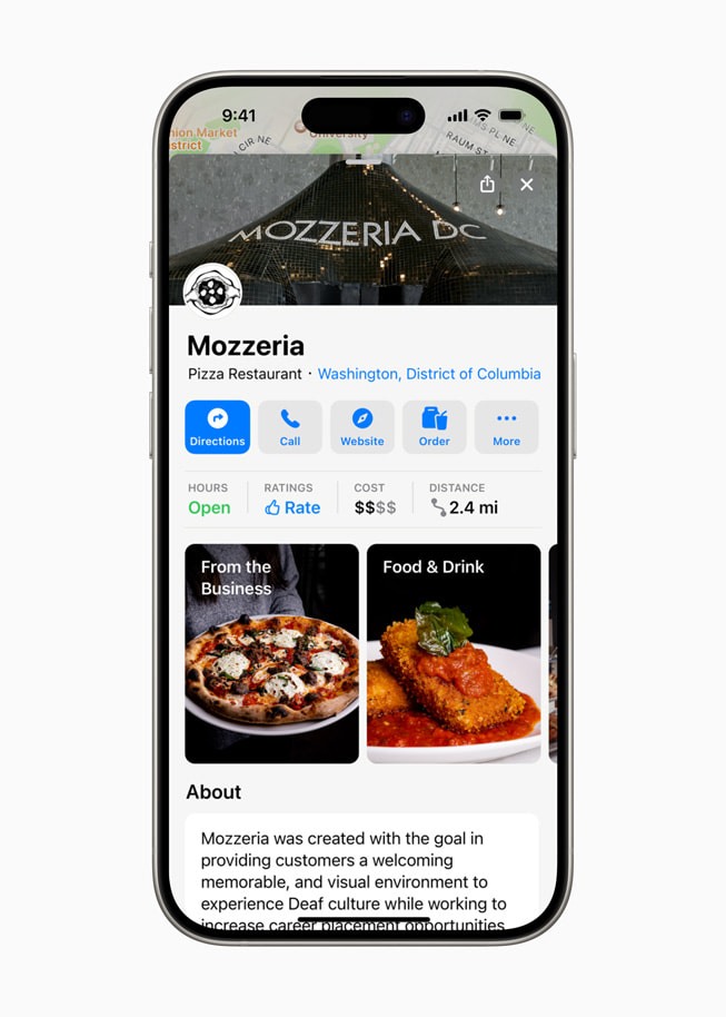 iPhone 15 在地图 app 中展示 Mozzeria 的营业时间、评分、人均价格、距离等信息。