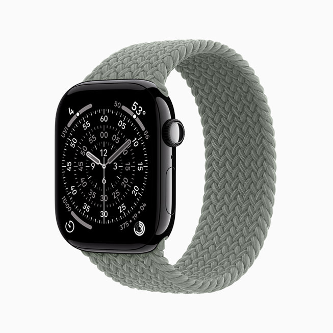 采用亮黑色铝金属表壳的 Apple Watch Series 11 表款。