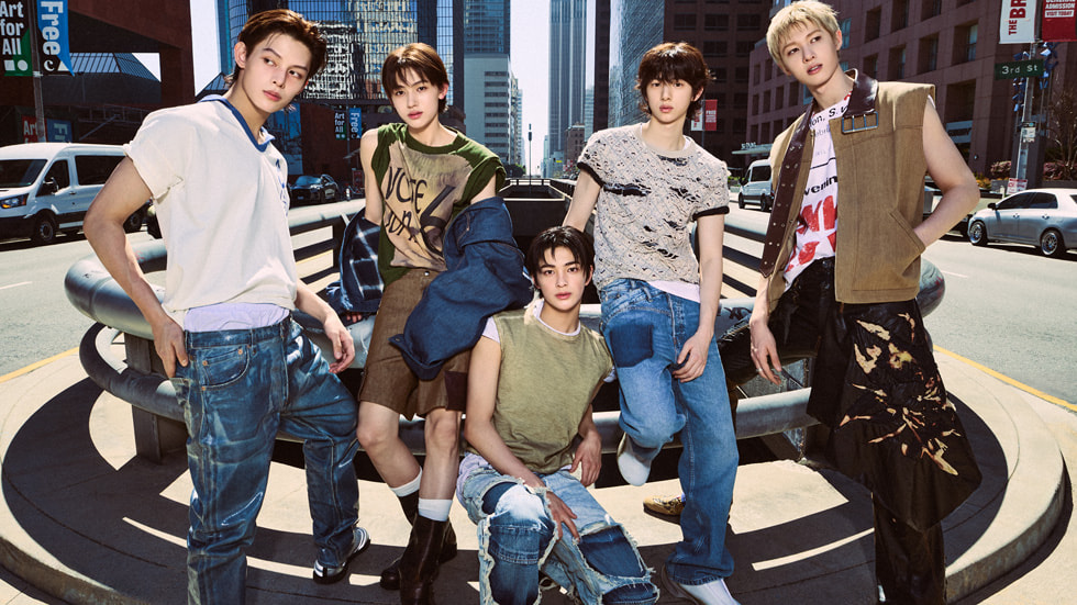 K-Pop 男团 CORTIS 在同名沉浸式记录短片中的照片。