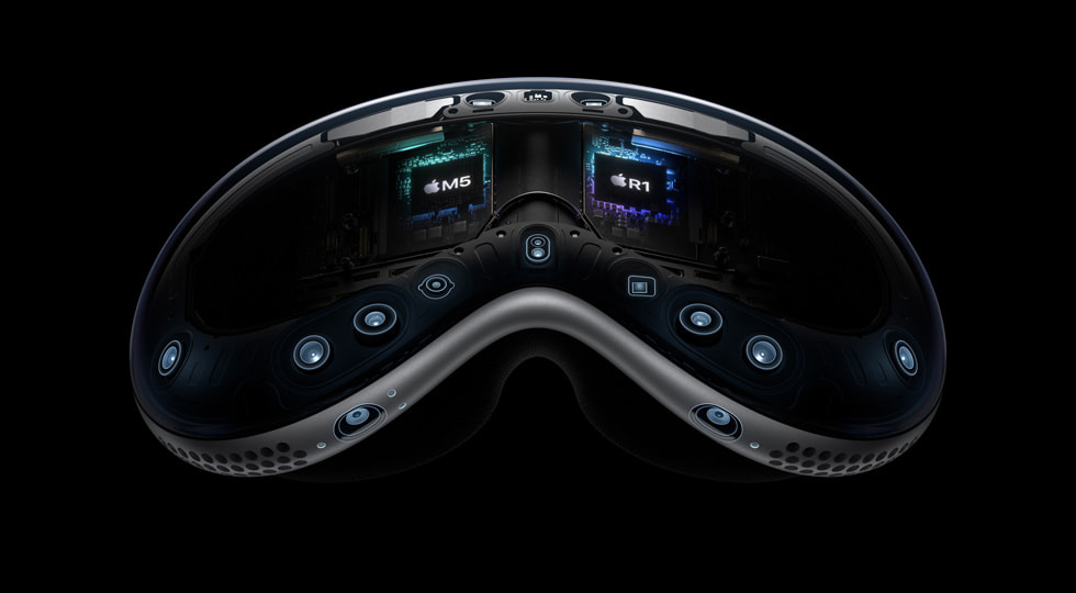 Apple Vision Pro 搭载的 M5 芯片与 R1 芯片的图片。
