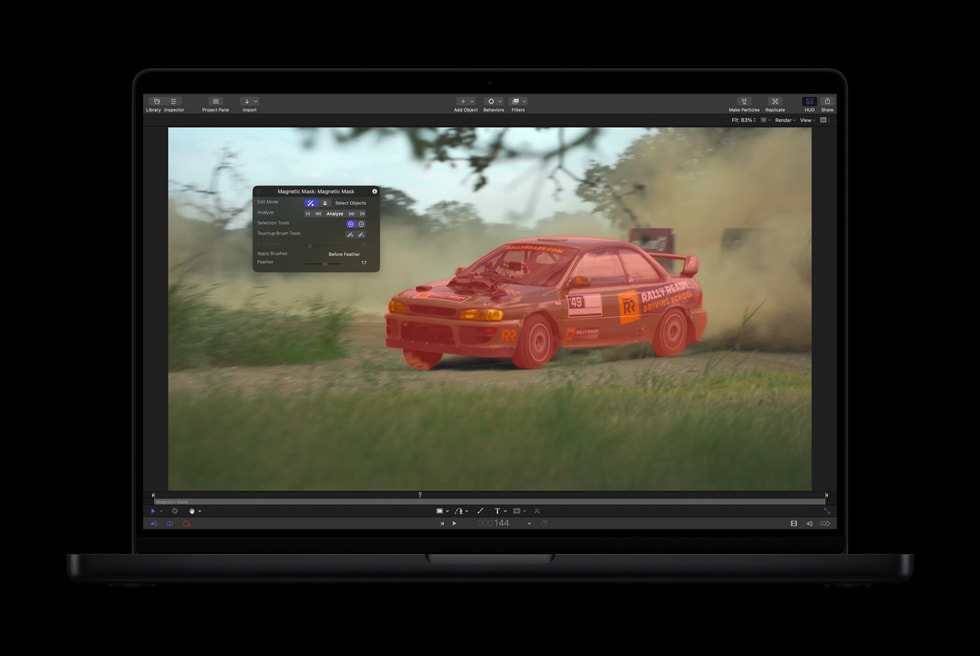 MacBook Pro 上显示着 Motion 中的磁性蒙版。
