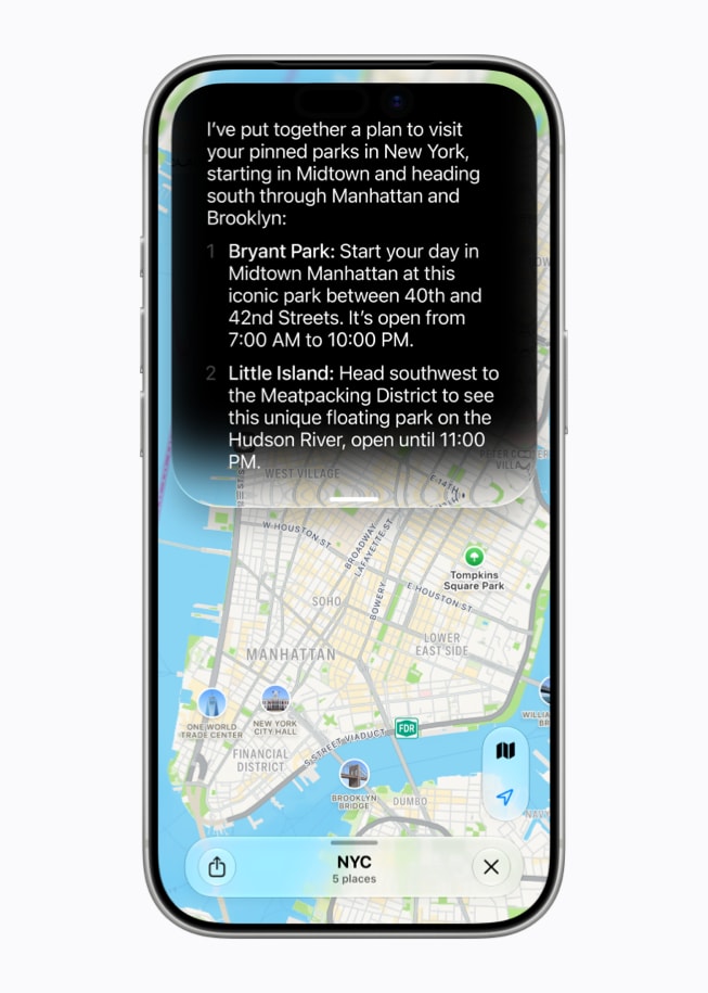 iPhone 17 Pro 上显示 Siri AI 界面,展示在纽约市的一日行程建议。