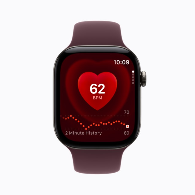 Apple Watch Series 12 上展示着心率 app。