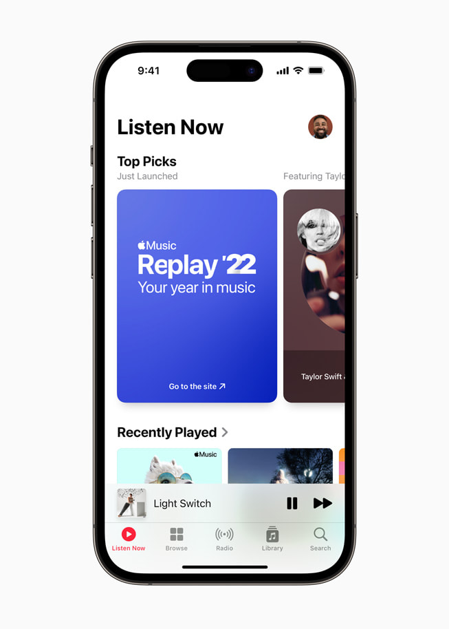 Apple Music 展示全新设计的音乐回忆体验。