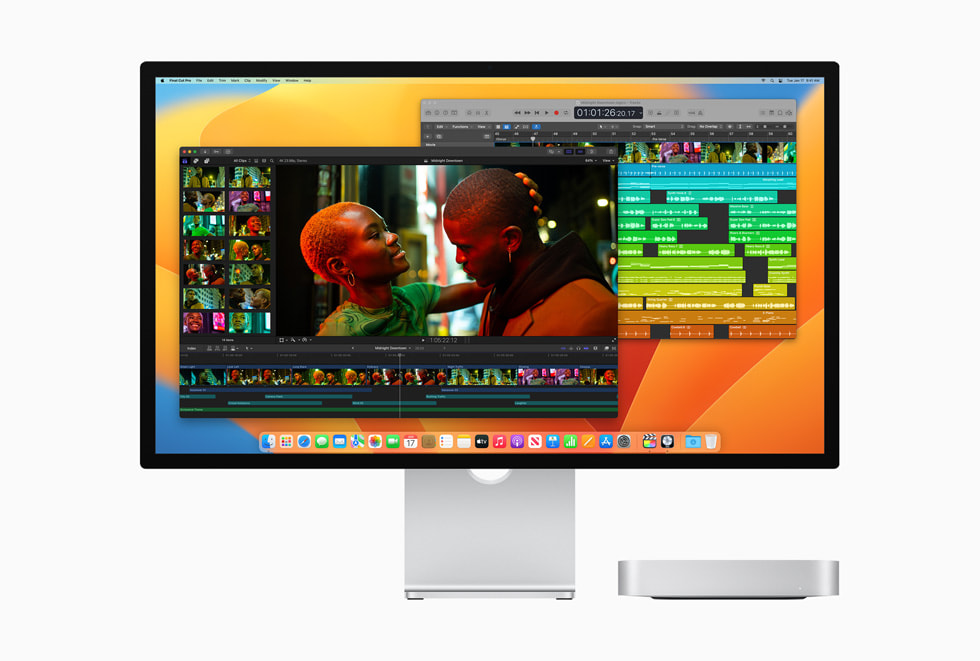 搭载 M2 的 Mac mini 正在运行视频处理工作流。