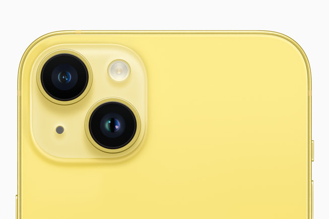 黄色 iPhone 背后的双摄系统。
