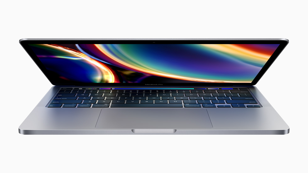 新款 13 英寸 MacBook Pro。