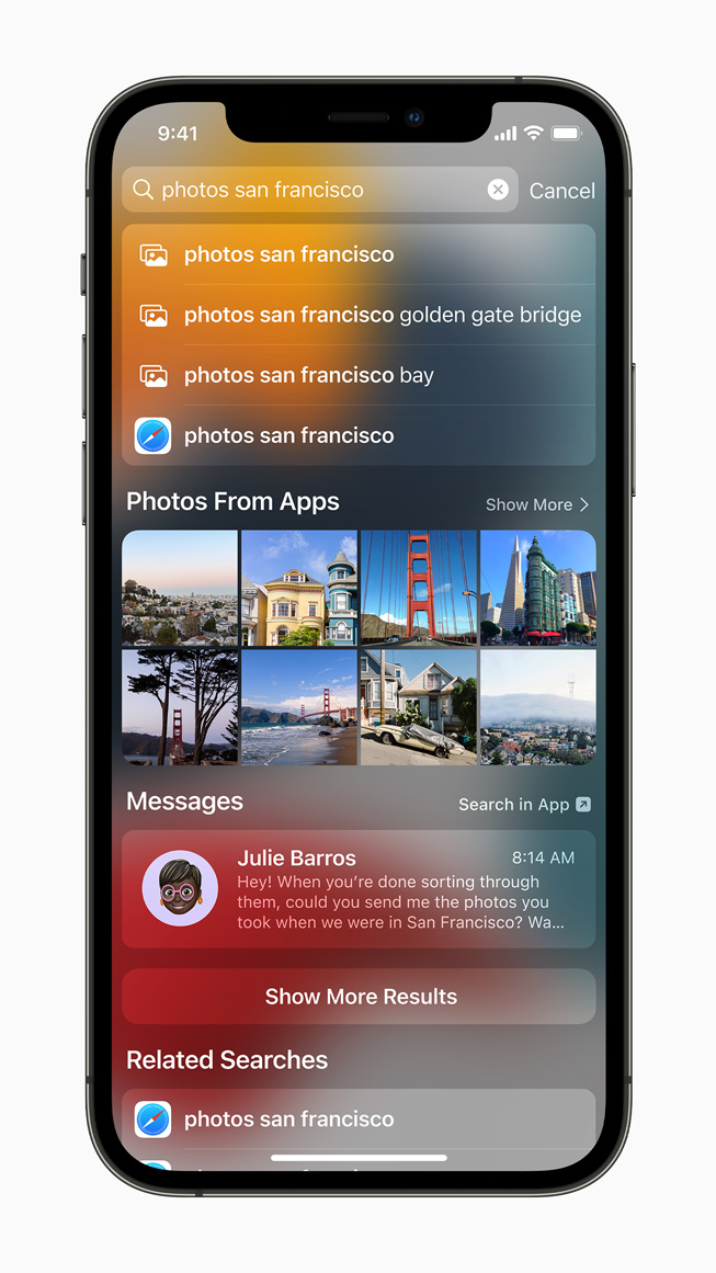 iPhone 12 Pro 上展示聚焦搜索体验。