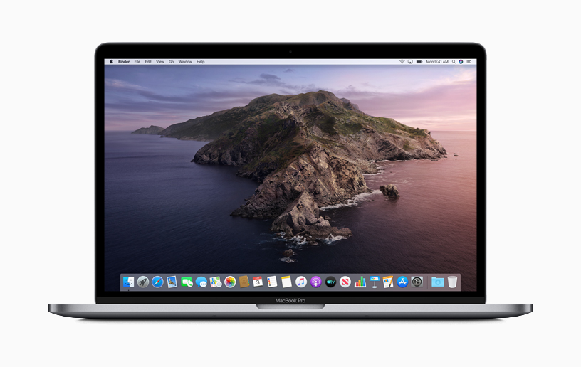 正显示 macOS Catalina 的 macBook Pro。