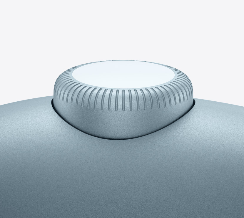 蓝色 AirPods Max 2 耳机，展示数码旋钮的细节。