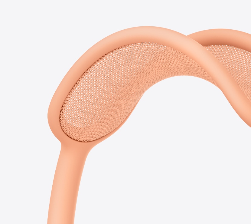 橙色 AirPods Max 2 耳机，展示穹网的细节。