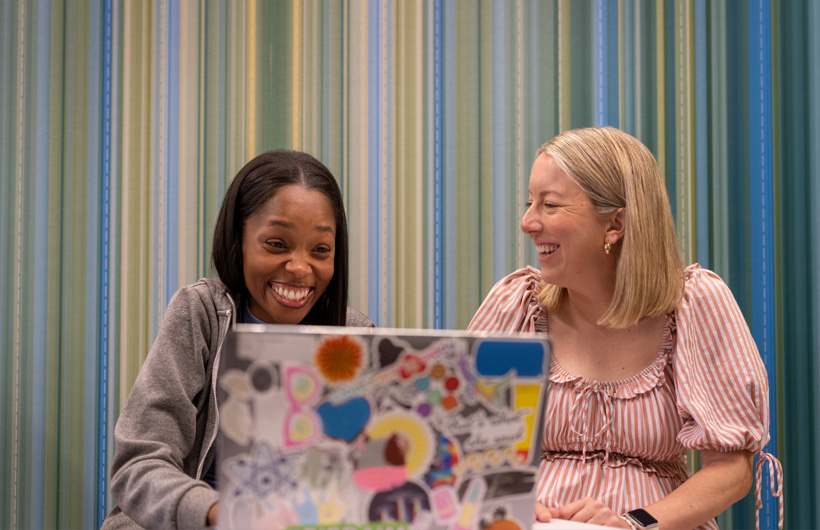 Teacher Autumn Moore works with Kelsey Old (ALC) during a group coaching session in Richardson Independent School District.