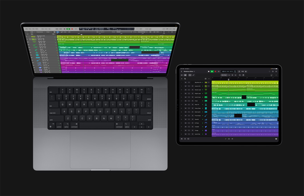 iPad Pro 与 MacBook Pro 并排摆放，两台设备屏幕上均显示 Logic Pro 的画面。