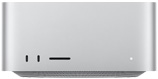 银色 Mac Studio 的正面图，展示两个 USB-C 端口、SDXC 卡插槽、状态指示灯、底部收窄的底座、平坦的顶部、圆润侧边和直边设计。