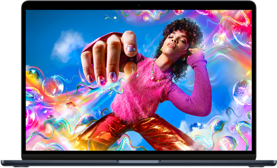 15 英寸 MacBook Air，展示 Liquid 视网膜显示屏。