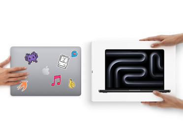 一只手递出上盖贴有贴纸的 MacBook，对面一双手送上未拆封的新 MacBook。