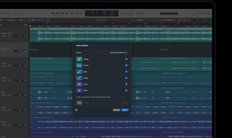 MacBook Pro，屏幕显示 Logic Pro 中的波形音轨和大分轨拆分器面板，以及人声、鼓声、低音等类别，分别带有独立音频波形图。